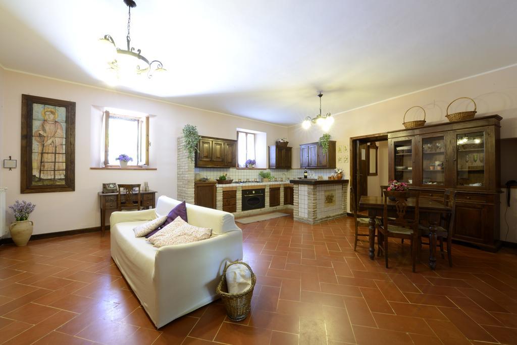 Le Querce Di Assisi Pensionat Piano Delle Pieve Eksteriør billede
